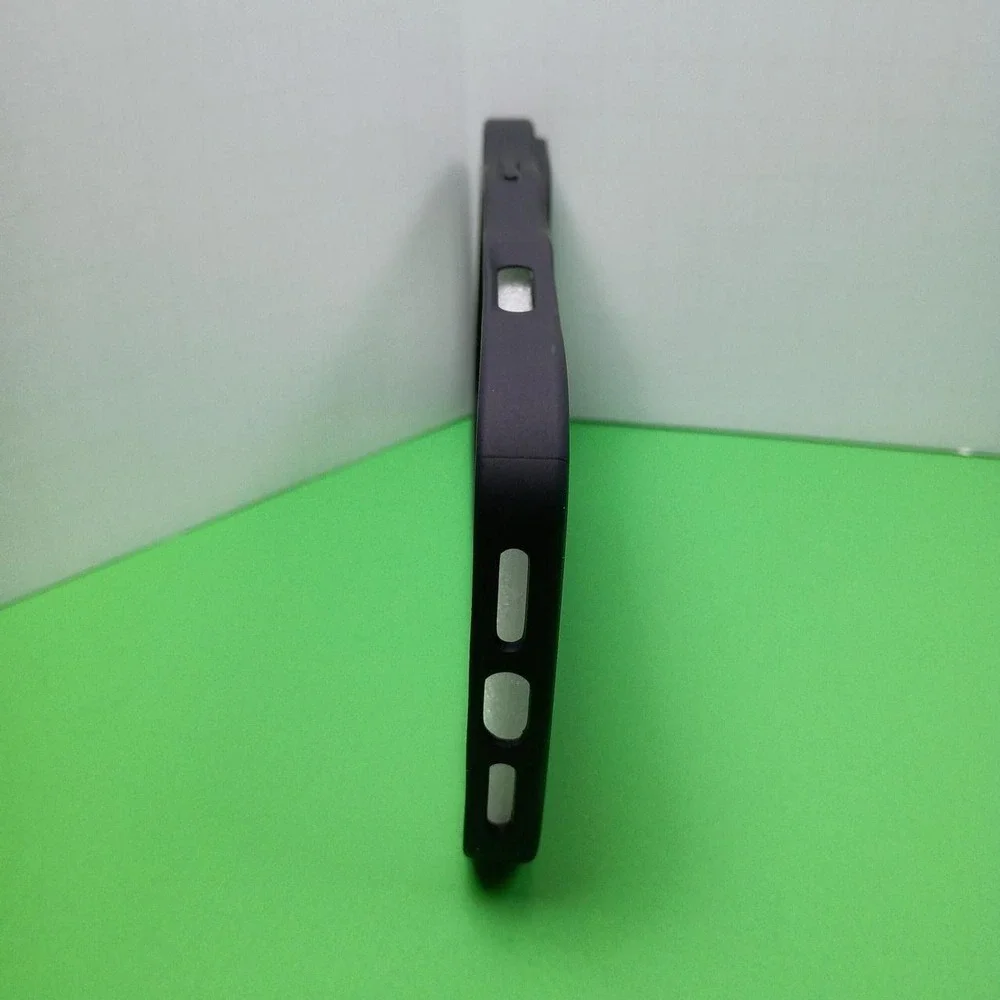 Black & gray iPhone 17 Pro Max phone case New